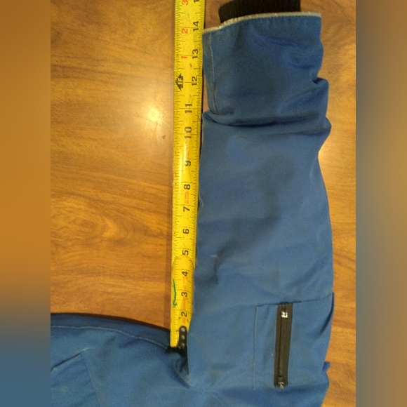 Boys Canada Goose size 7-8 - Picture 10 of 13